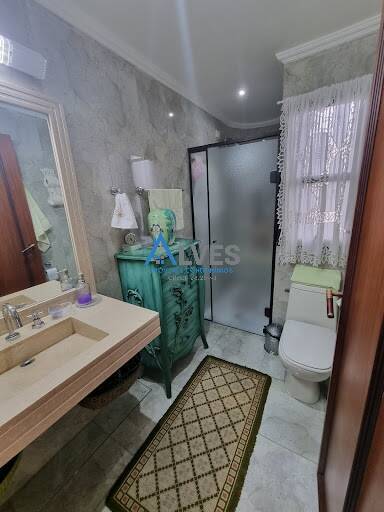 Apartamento à venda com 4 quartos, 191m² - Foto 22