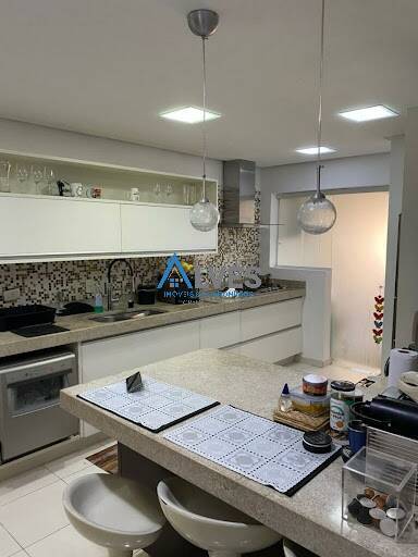 Apartamento à venda com 3 quartos, 209m² - Foto 39