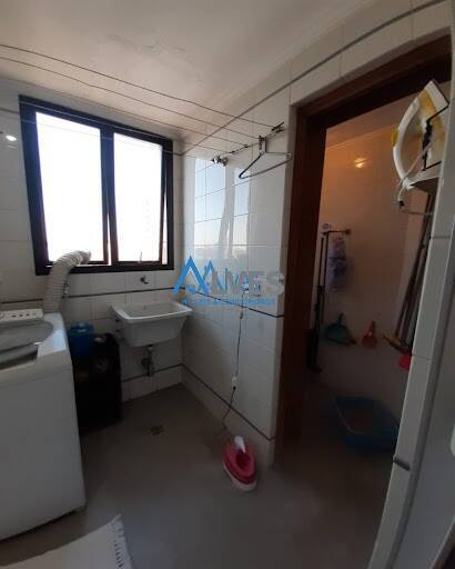 Apartamento à venda com 3 quartos, 135m² - Foto 47