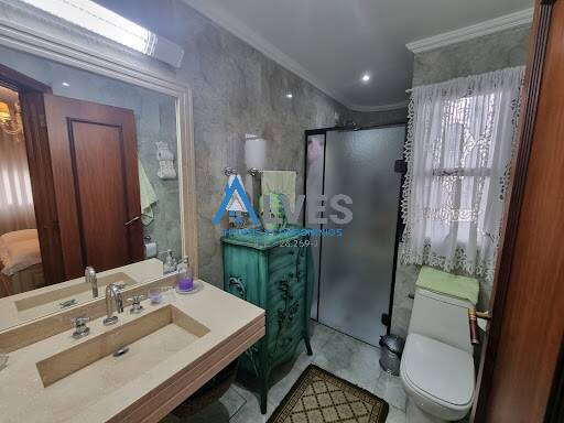 Apartamento à venda com 4 quartos, 191m² - Foto 21