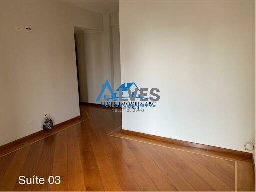 Apartamento à venda com 3 quartos, 140m² - Foto 9