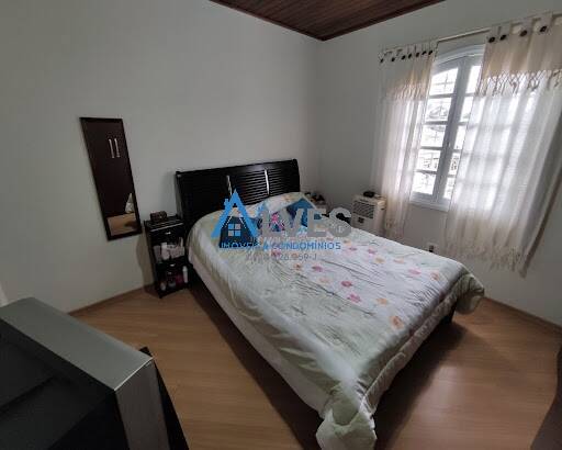 Casa à venda com 4 quartos, 162m² - Foto 22