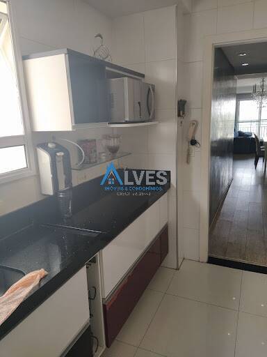 Apartamento à venda com 3 quartos, 106m² - Foto 6