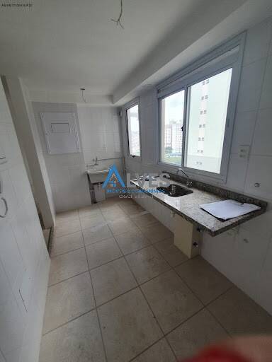 Apartamento à venda com 2 quartos, 53m² - Foto 10