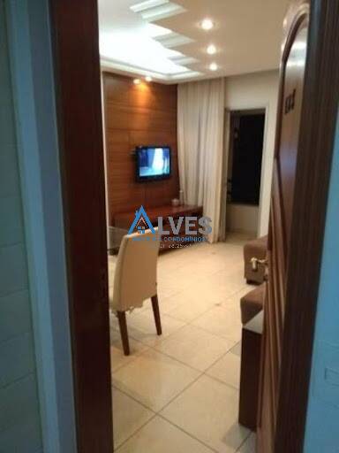 Apartamento à venda com 3 quartos, 79m² - Foto 1