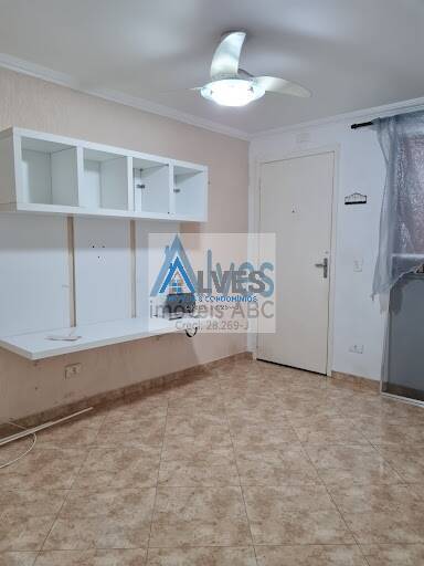 Apartamento para alugar com 2 quartos, 50m² - Foto 8