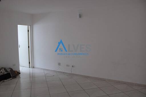 Sobrado à venda com 4 quartos, 200m² - Foto 4