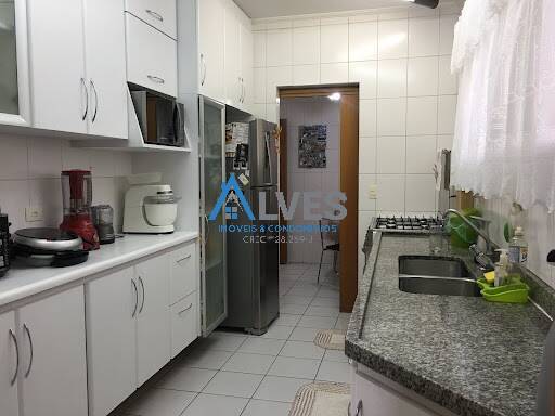 Apartamento à venda com 4 quartos, 165m² - Foto 6