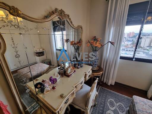 Apartamento à venda com 4 quartos, 191m² - Foto 7