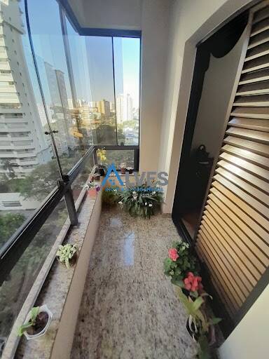 Apartamento à venda com 3 quartos, 123m² - Foto 42