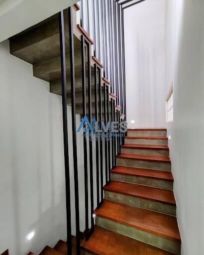 Sobrado à venda com 3 quartos, 270m² - Foto 31