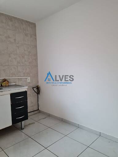 Apartamento para alugar com 2 quartos, 50m² - Foto 11