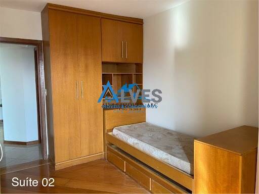 Apartamento à venda com 3 quartos, 140m² - Foto 5