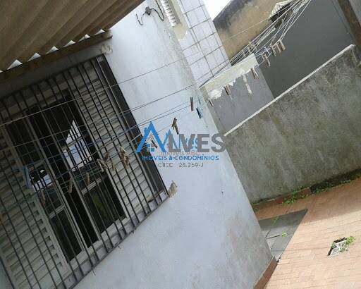 Sobrado à venda com 6 quartos, 128m² - Foto 5