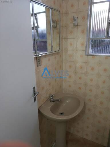 Casa à venda com 4 quartos, 200m² - Foto 12