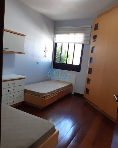 Apartamento à venda com 3 quartos, 135m² - Foto 9