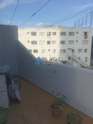 Sobrado à venda com 3 quartos, 112m² - Foto 35