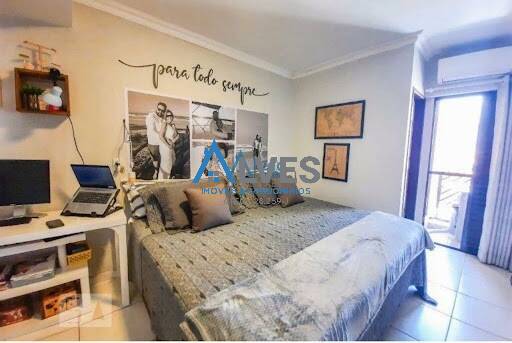 Apartamento à venda com 3 quartos, 128m² - Foto 2