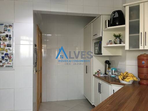 Apartamento à venda com 4 quartos, 188m² - Foto 11