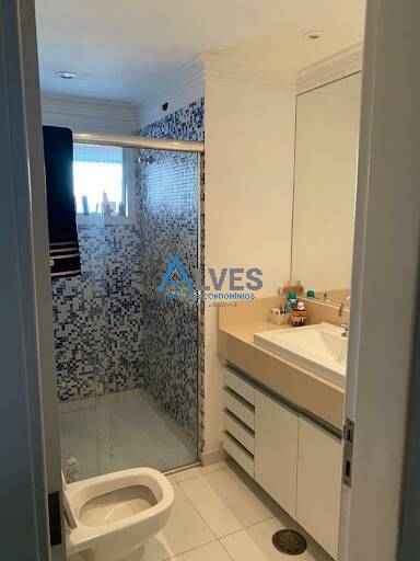 Apartamento à venda com 3 quartos, 209m² - Foto 18