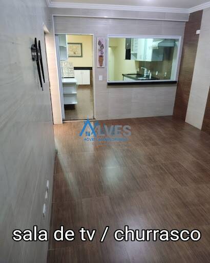 Casa à venda com 3 quartos, 203m² - Foto 18