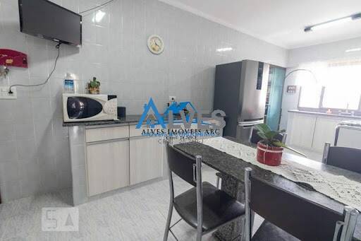 Apartamento à venda com 3 quartos, 133m² - Foto 1