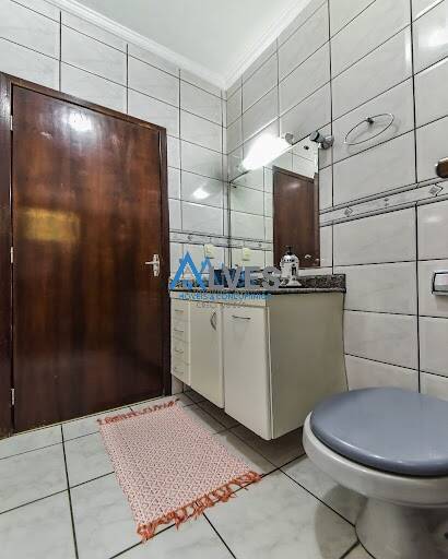 Sobrado à venda com 3 quartos, 180m² - Foto 11