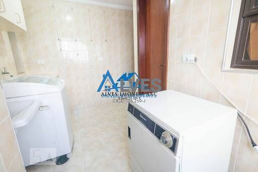 Apartamento à venda com 3 quartos, 133m² - Foto 19