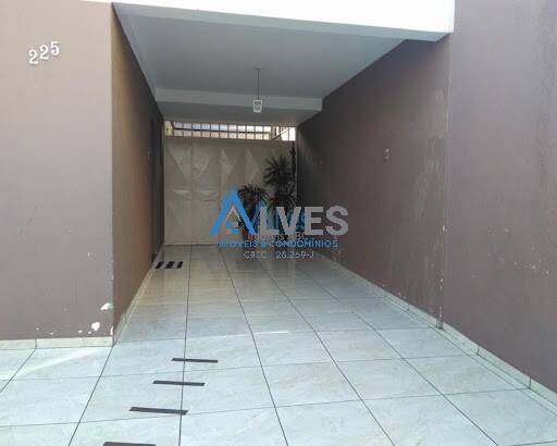 Casa à venda com 3 quartos, 200m² - Foto 15