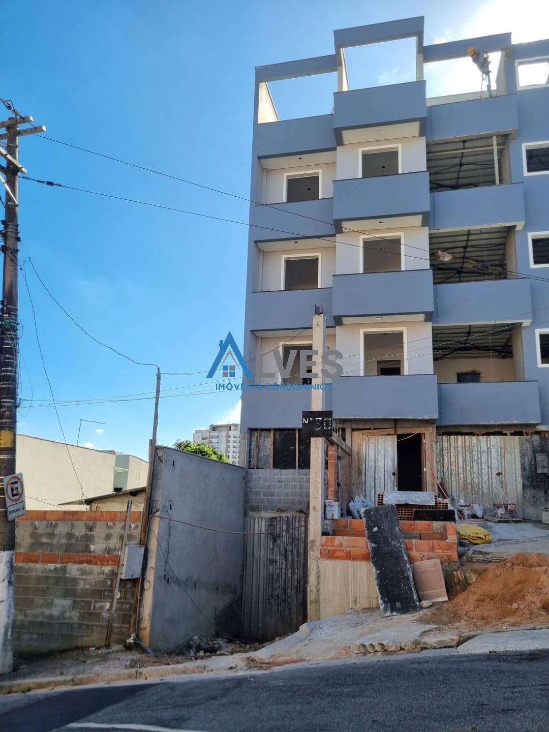 Apartamento à venda com 2 quartos, 100m² - Foto 2